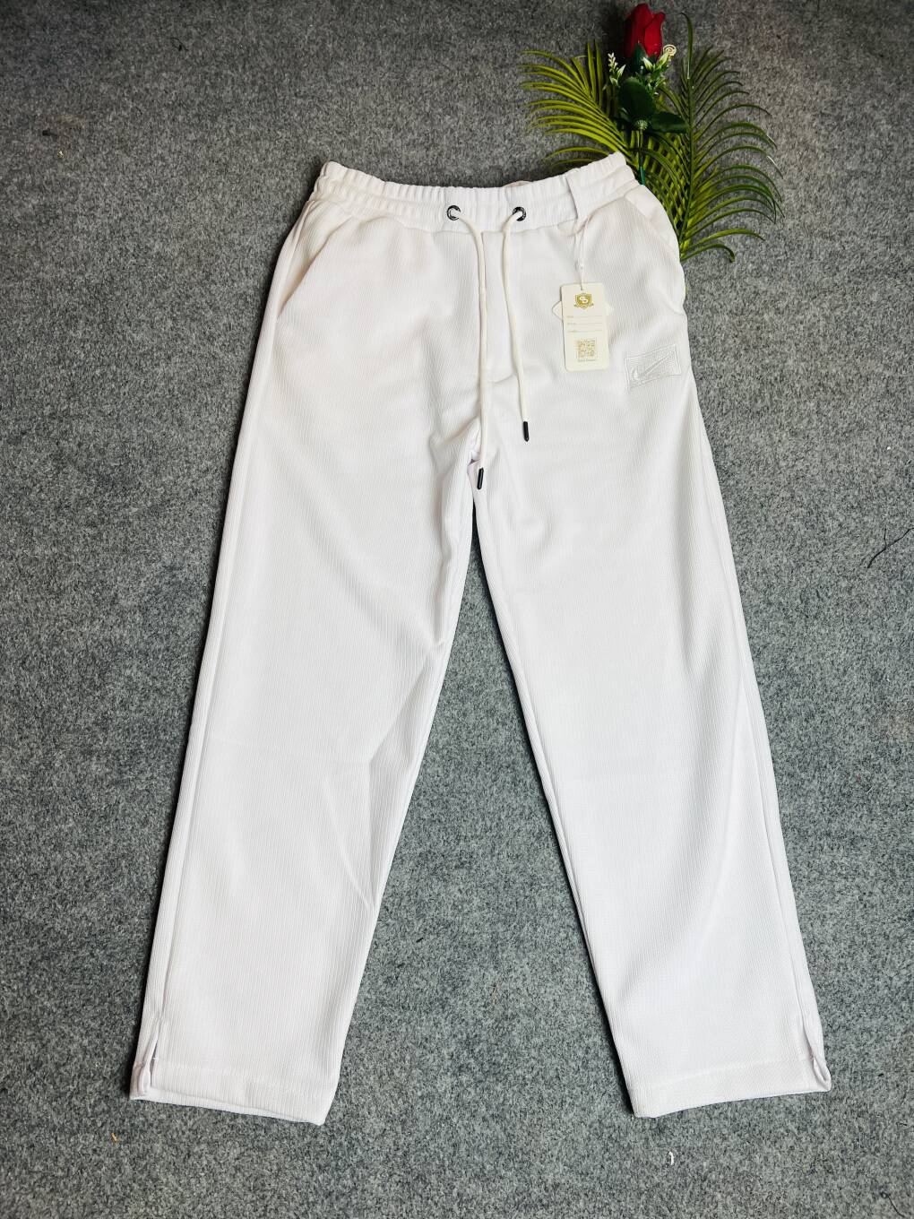 Premium White Low Cut Baggy